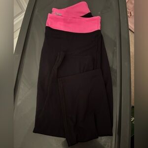 Under Armour Black Cropped Leggings with Pink Waistband